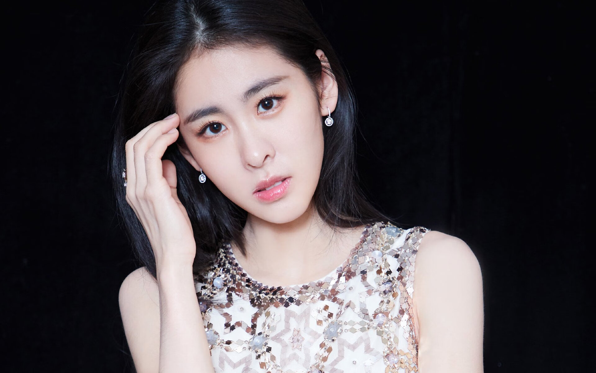 九游-_中国金花王蔷表现出色，闯入四强引发热议_，王金花百科