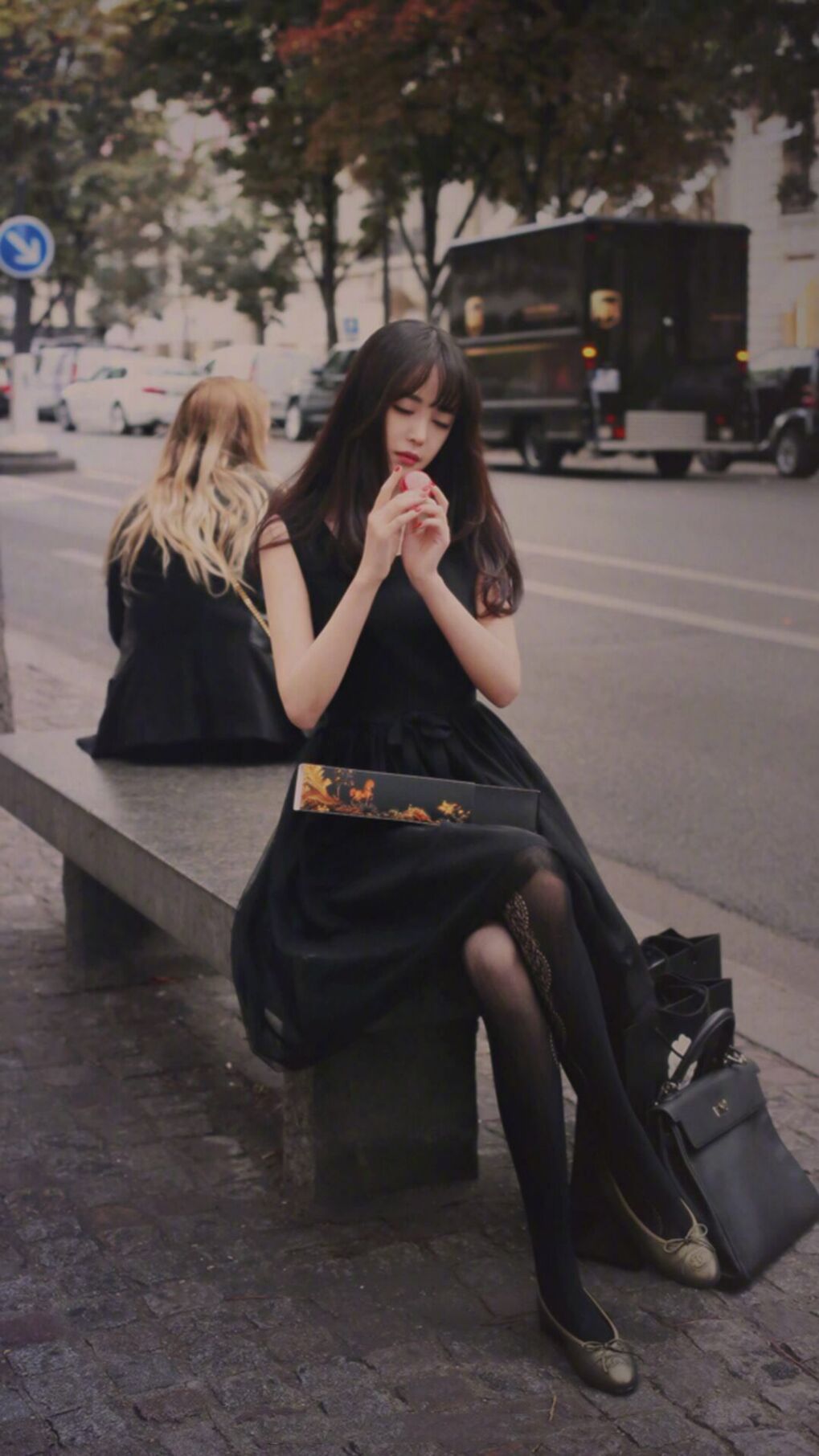 冰雪加持!瑞士队打出“雪地精准控球”,瑞士滑雪队