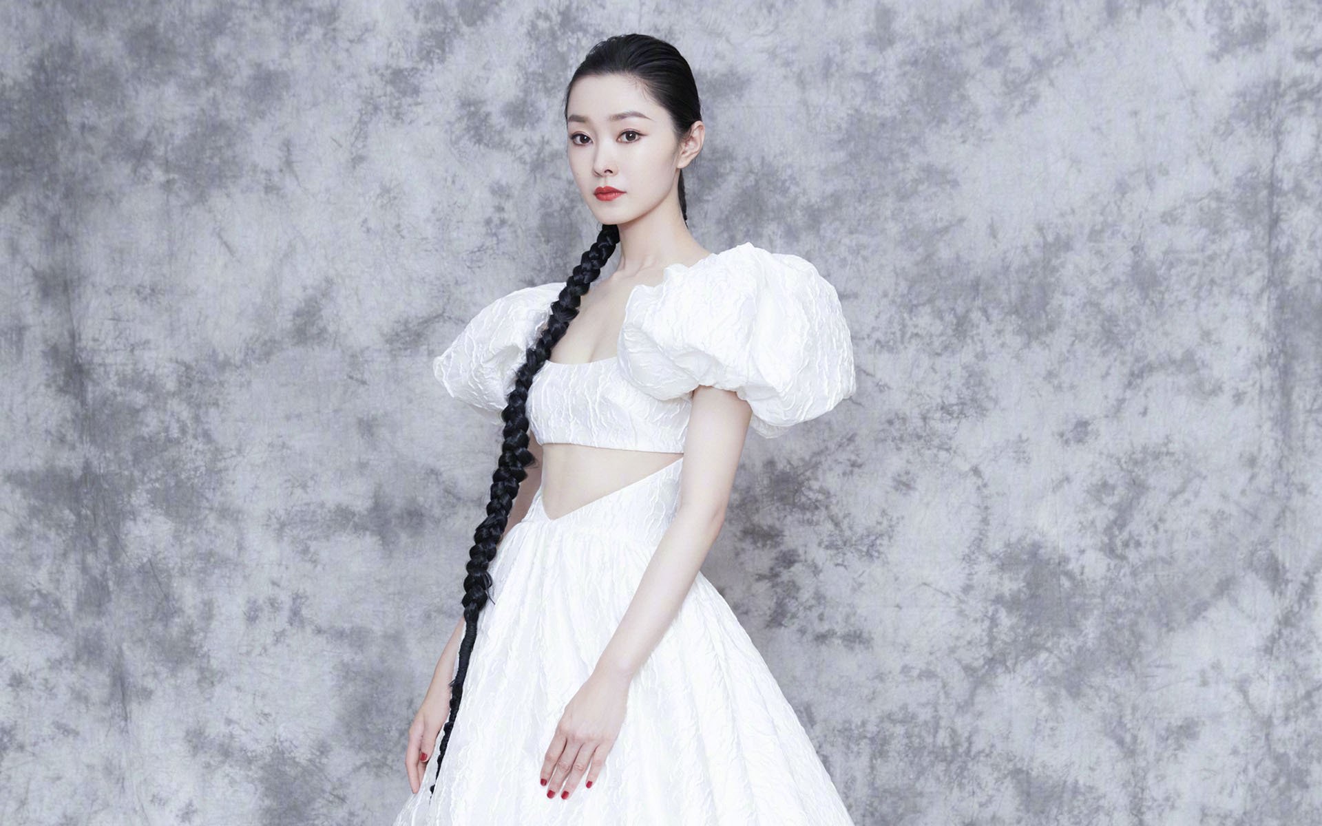 比赛数据:哪些球员表现最为亮眼?,最有价值球员评选标准