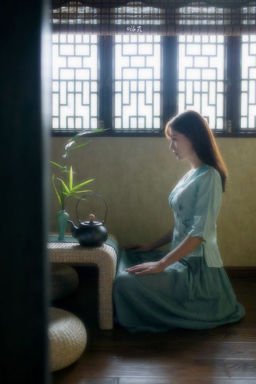 切尔西边路突破犀利,蓝军誓言重返巅峰,切尔西的战术