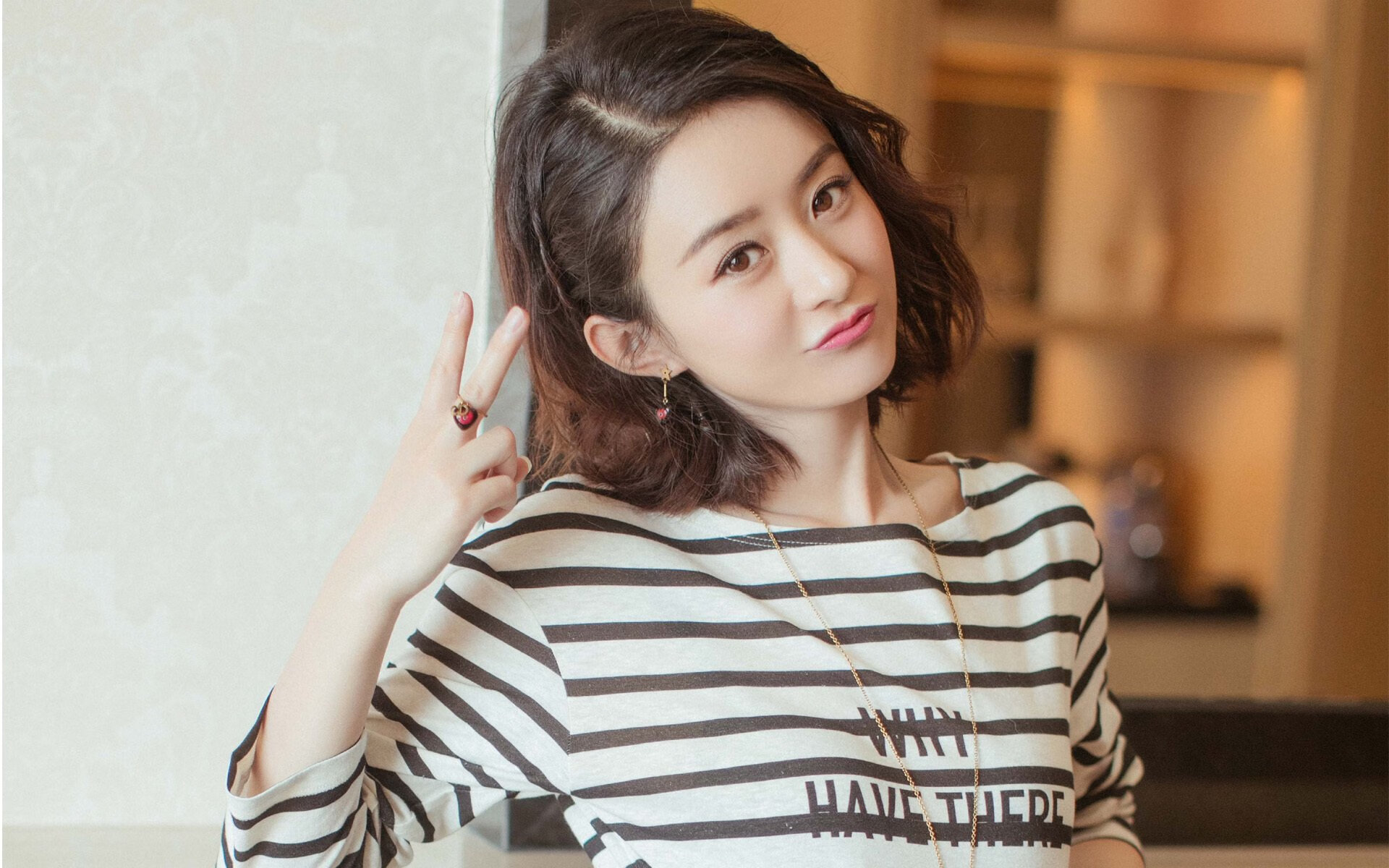 “尼古拉斯·桑特基的精准传球与快速突破，带领美洲狮队走向国际舞台”